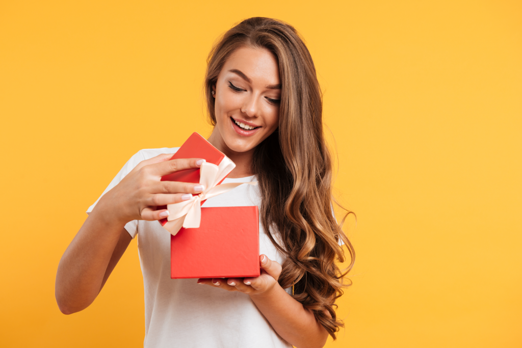 Amigo secreto online: como organizar na sua empresa
