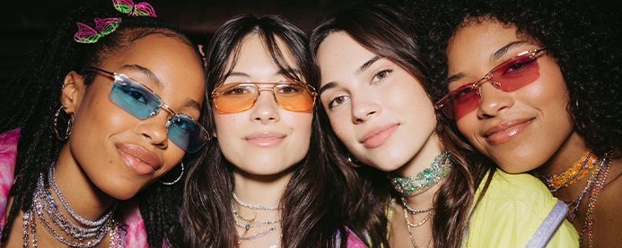 Festa Y2K: como recriar a energia e o brilho dos anos 2000 no seu evento